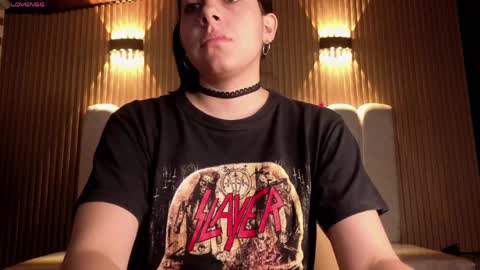 Snapshot of melanny_petite chatting on April 1, 12:50 pm melanny_petite online show from April 1, 12:50 pm