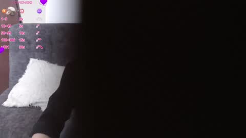 melany online show from March 8, 5:43 pm