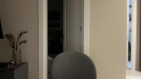 Snapshot of melanybunny chatting on November 10, 3:22 pm Adel online show from November 10, 3:22 pm