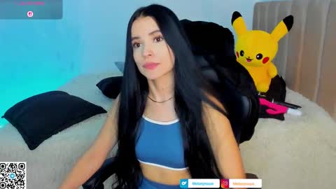 melanyrouse1 online show from November 28, 11:29 pm