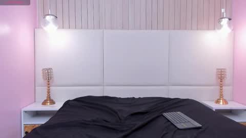 Snapshot of melanywayne_ chatting on October 14, 11:05 pm Melany online show from October 14, 11:05 pm