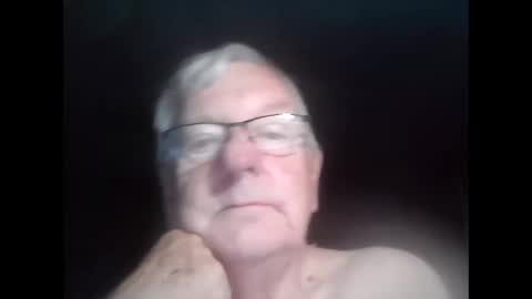 Snapshot of melbourne000 chatting on January 13, 11:08 am melbourne000 online show from January 13, 11:08 am