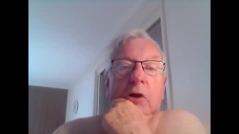 Snapshot of melbourne000 chatting on January 18, 3:20 am melbourne000 online show from January 18, 3:20 am