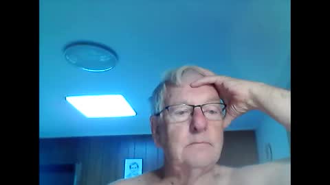 melbourne000 online show from February 18, 3:13 am