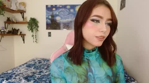 Snapshot of melhoneymoon chatting on January 14, 3:01 am Mel online show from January 14, 3:01 am