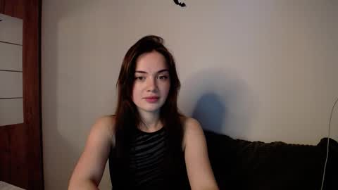 melisa online show from May 22, 6:13 pm