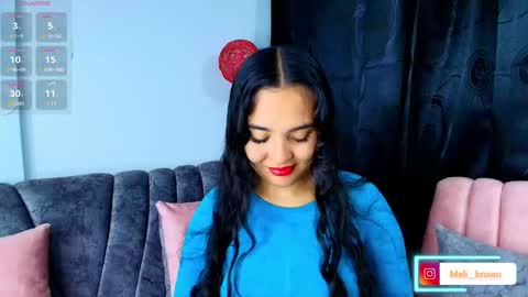    Independent model online show from September 18, 3:52 am