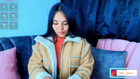    Independent model online show from September 21, 6:37 am