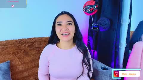    Independent model online show from November 4, 3:49 am