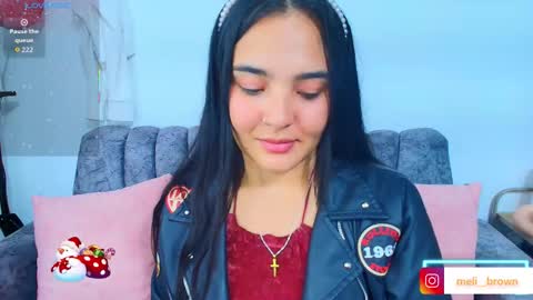    Independent model online show from January 8, 2:25 am