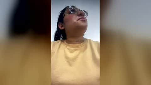 Snapshot of melie_me chatting on March 27, 10:37 am MELIE online show from March 27, 10:37 am