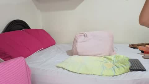 melihotxxx online show from May 21, 11:23 pm