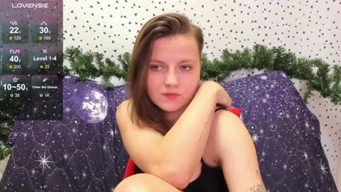 Snapshot of melindat chatting on January 17, 4:17 am Melinda online show from January 17, 4:17 am