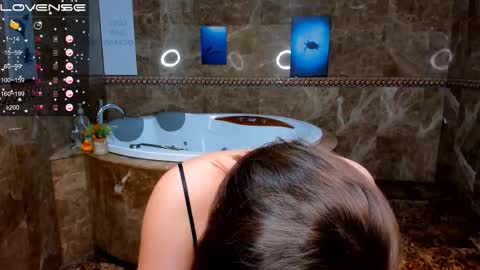 Melinda online show from November 27, 12:24 am