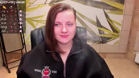 Melinda online show from February 19, 1:34 am