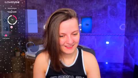 Melinda online show from May 11, 1:11 am