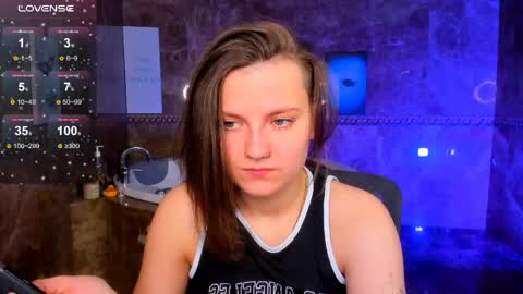 Melinda online show from May 13, 1:25 am