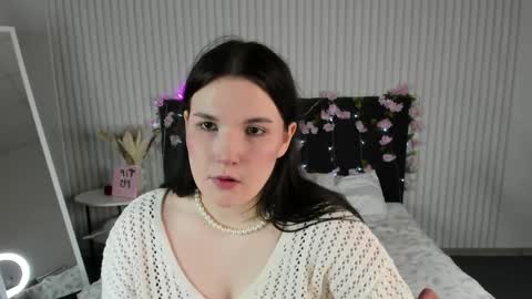 Melisa online show from April 3, 11:19 am