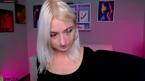 Melisa online show from October 19, 7:14 pm