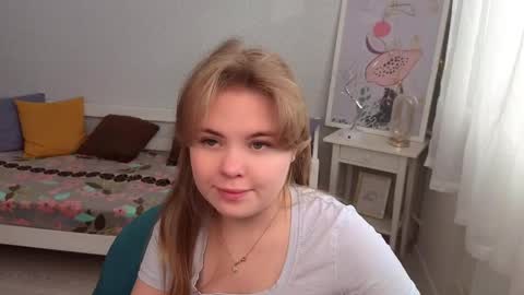 Snapshot of melissa_199 chatting on April 16, 4:46 am Sophia online show from April 16, 4:46 am