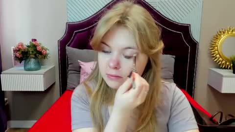Snapshot of melissa_199 chatting on April 23, 5:30 am Sophia online show from April 23, 5:30 am