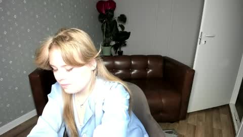 Snapshot of melissa_199 chatting on May 16, 5:34 pm Sophia online show from May 16, 5:34 pm