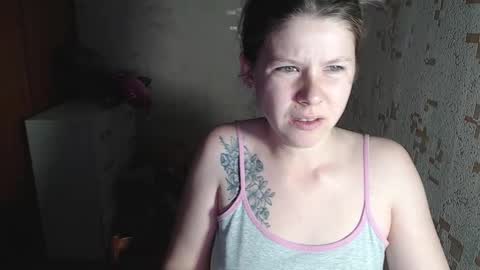 Melissa  Ray online show from December 3, 7:00 pm
