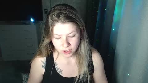 Melissa  Ray online show from March 10, 5:39 pm