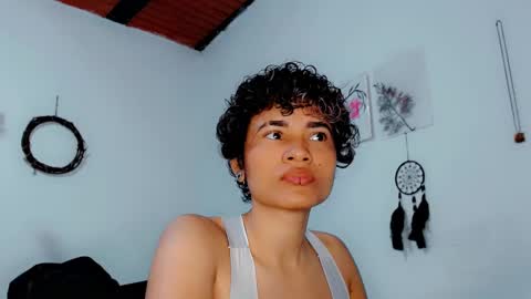 Snapshot of melissa_and_carol chatting on February 8, 2:27 pm Carol - Dany online show from February 8, 2:27 pm