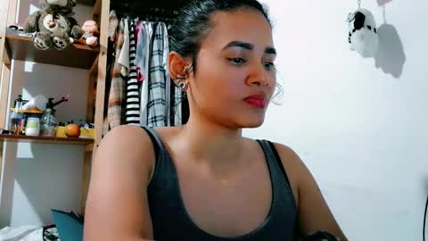 Snapshot of melissa_and_carol chatting on February 2, 8:29 pm Carol - Dany online show from February 2, 8:29 pm