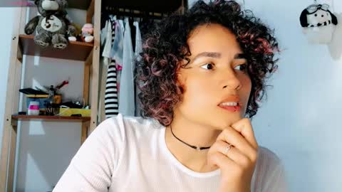 Snapshot of melissa_and_carol chatting on February 18, 1:56 am Carol - Dany online show from February 18, 1:56 am