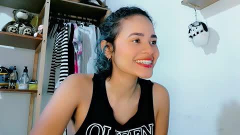 Snapshot of melissa_and_carol chatting on March 17, 5:05 pm Carol - Dany online show from March 17, 5:05 pm