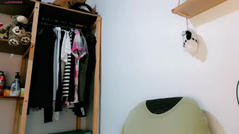 Snapshot of melissa_and_carol chatting on March 28, 5:23 pm Carol - Dany online show from March 28, 5:23 pm