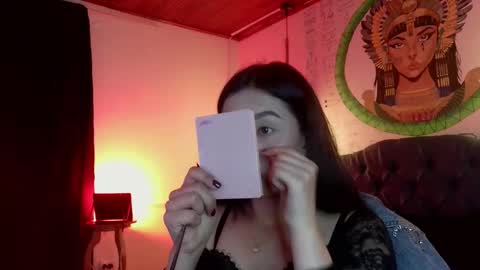 michell online show from December 18, 8:48 pm