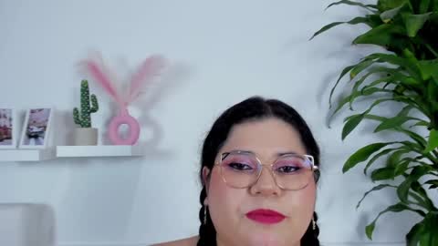 Melissa online show from February 2, 12:40 am