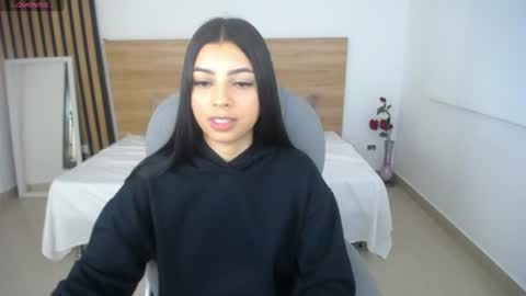 melissa_lenox online show from June 20, 11:57 am