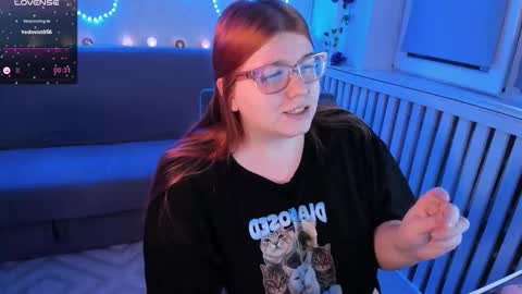 Snapshot of melissa_purr chatting on November 27, 2:24 am melissa_purr online show from November 27, 2:24 am