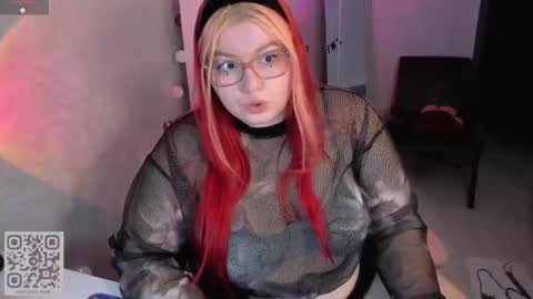 melissa_purr online show from May 11, 2:45 pm