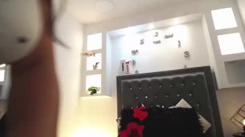 Melissa online show from September 19, 8:53 pm