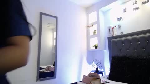 Melissa online show from September 29, 9:08 pm