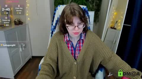 Snapshot of melissa_wells chatting on December 10, 5:39 am Melissa online show from December 10, 5:39 am