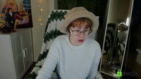 Melissa online show from November 9, 3:21 pm