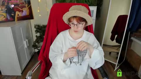 Melissa online show from November 24, 9:14 pm