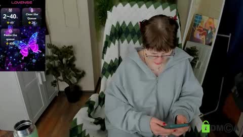 Melissa online show from February 15, 4:09 am