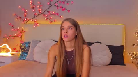 MelissaCrayzy online show from September 9, 12:15 pm