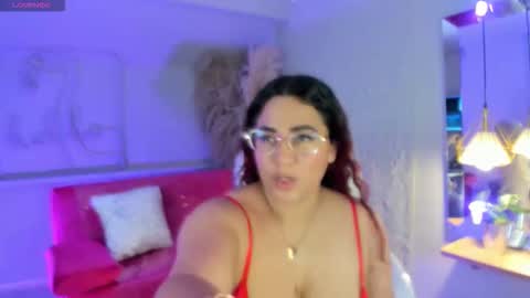 M E L I S S A  online show from February 16, 12:01 pm