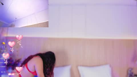 M E L I S S A  online show from May 1, 12:10 pm