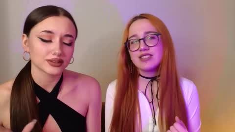 Snapshot of melissapristine chatting on November 14, 4:49 pm Mel online show from November 14, 4:49 pm