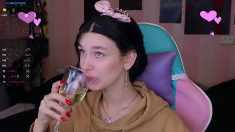 Freya  IM NONUDE online show from January 27, 8:17 pm