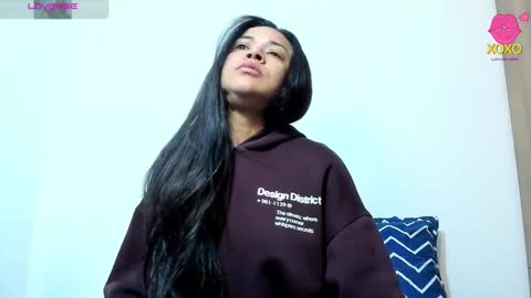 mellanie online show from November 26, 9:54 am